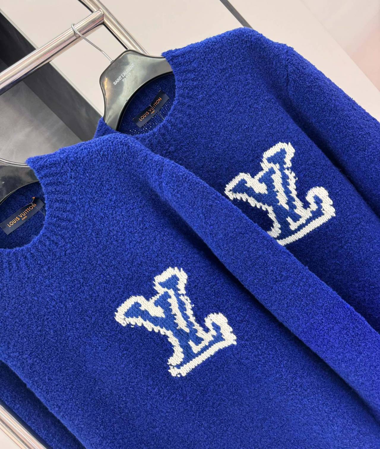 vg-루이비통-레플리카-뉴로고-스웨터-명품 레플리카 미러 SA급